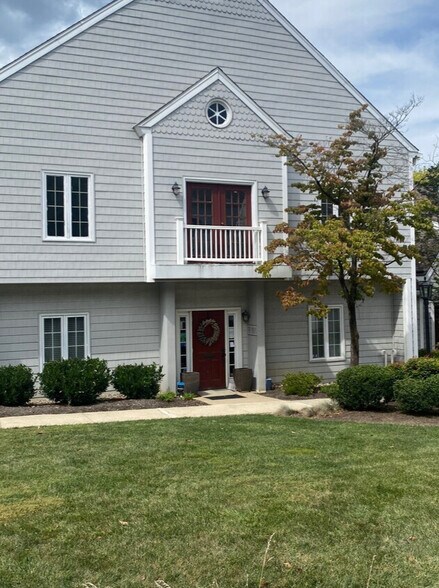 22 Mystic Lane, Malvern, PA portefeuille de 2 propriétés à vendre sur LoopNet.ca - Photo du bâtiment - Image 2 de 17