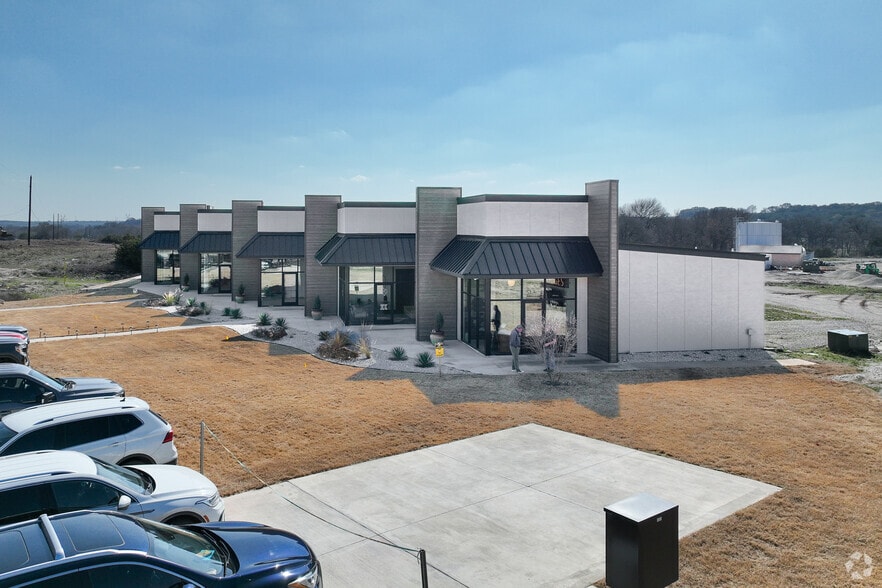 5100 Kelly Rd, Fort Worth, TX for lease - Primary Photo - Image 1 of 17