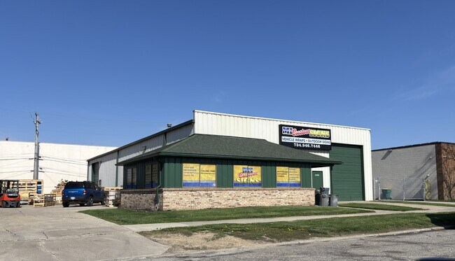 Plus de détails pour 4140 7th St, Wyandotte, MI - Industriel à vendre