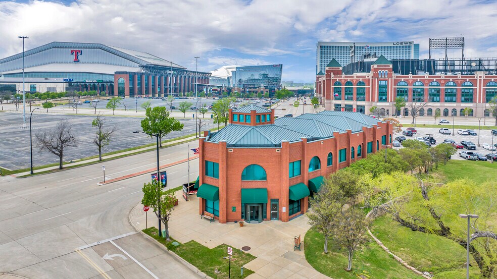 1905 E Randol Mill Rd, Arlington, TX à louer - Photo du bâtiment - Image 2 de 4