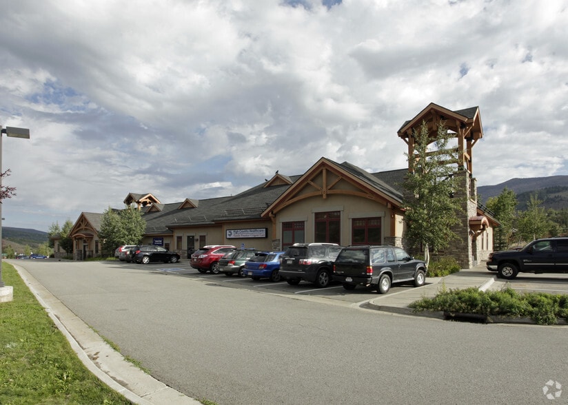 265 Tanglewood Ln, Silverthorne, CO for sale - Building Photo - Image 3 of 66