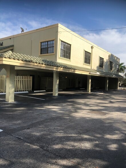 301-305 S Federal Hwy, Boca Raton, FL for lease - Building Photo - Image 2 of 8