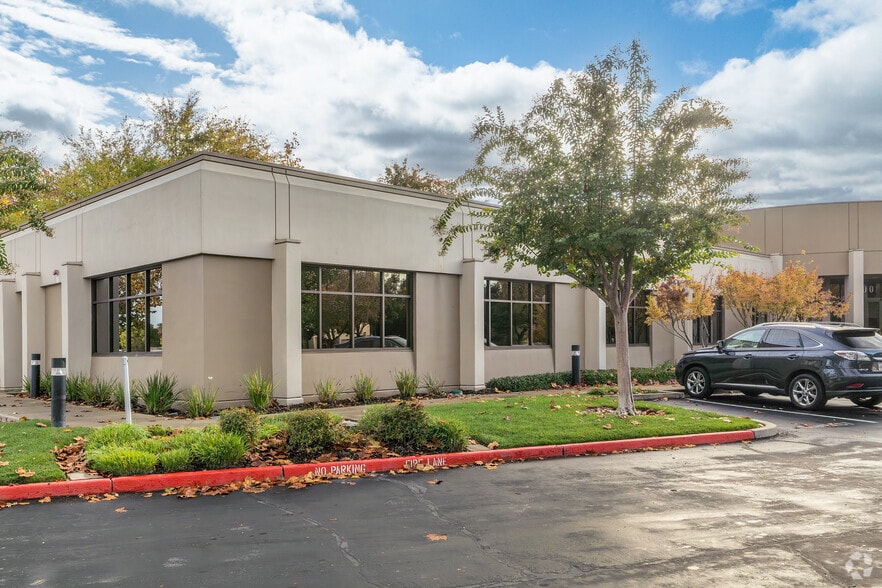 9300 W Stockton Blvd, Elk Grove, CA for lease - Building Photo - Image 3 of 3