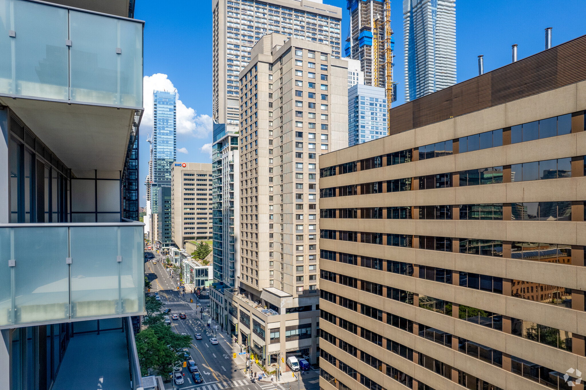 1101 Bay St, Toronto, ON à vendre Photo principale- Image 1 de 1