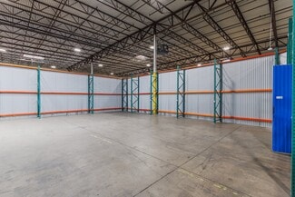 Plus de détails pour 11410-11420 Mathis Ave, Farmers Branch, TX - Industriel à louer
