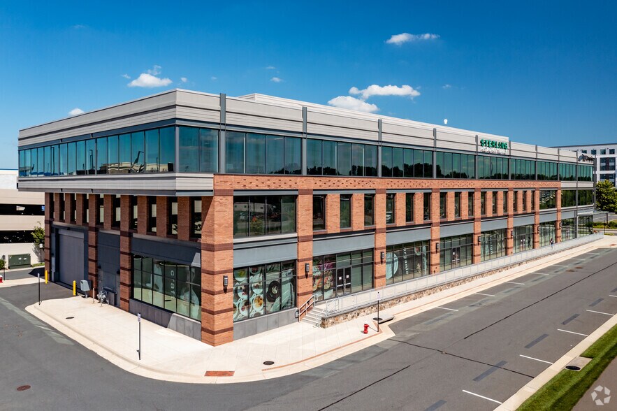 20408 Bashan Dr, Ashburn, VA à louer - Photo principale - Image 1 de 9