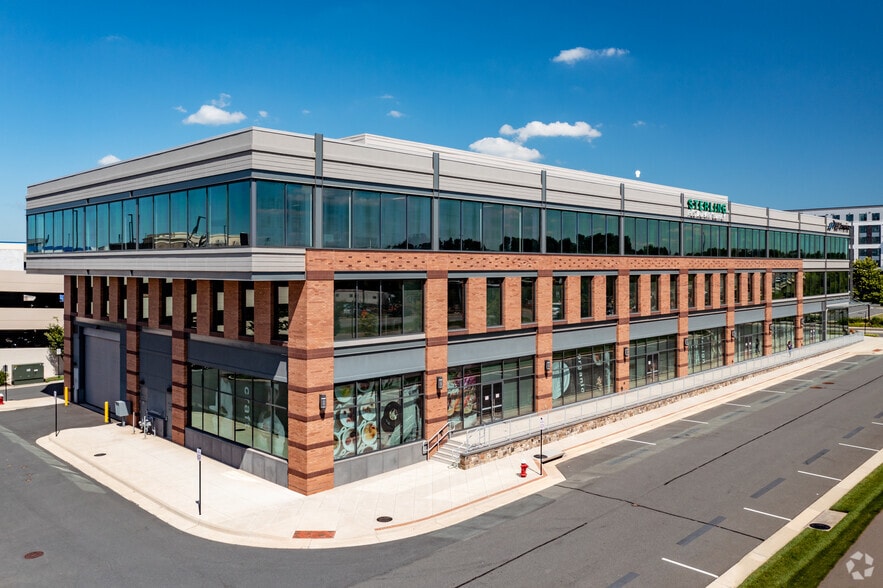 20408 Bashan Dr, Ashburn, VA for lease - Primary Photo - Image 1 of 9