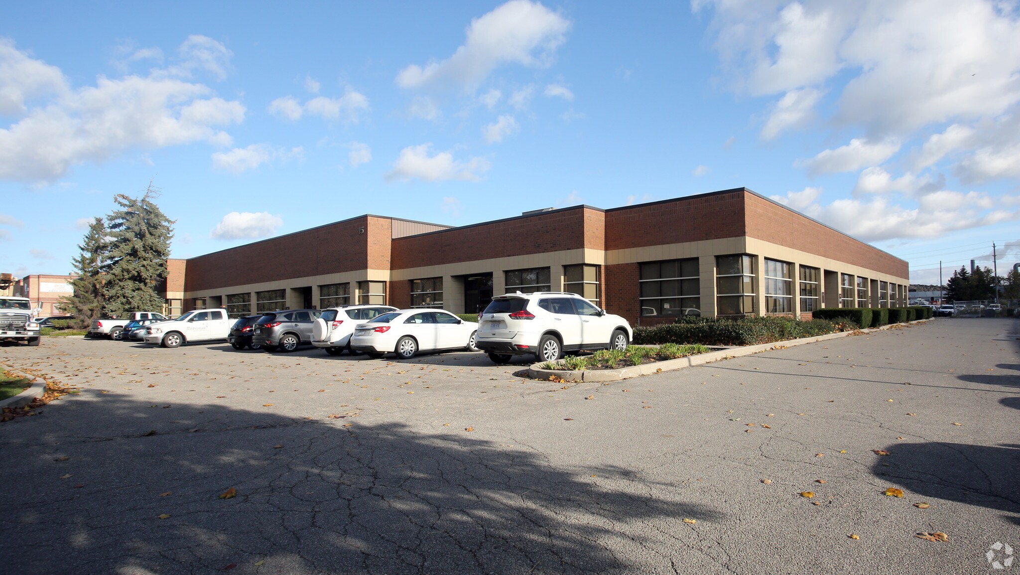 15 Regan Rd, Brampton, ON for sale Primary Photo- Image 1 of 1