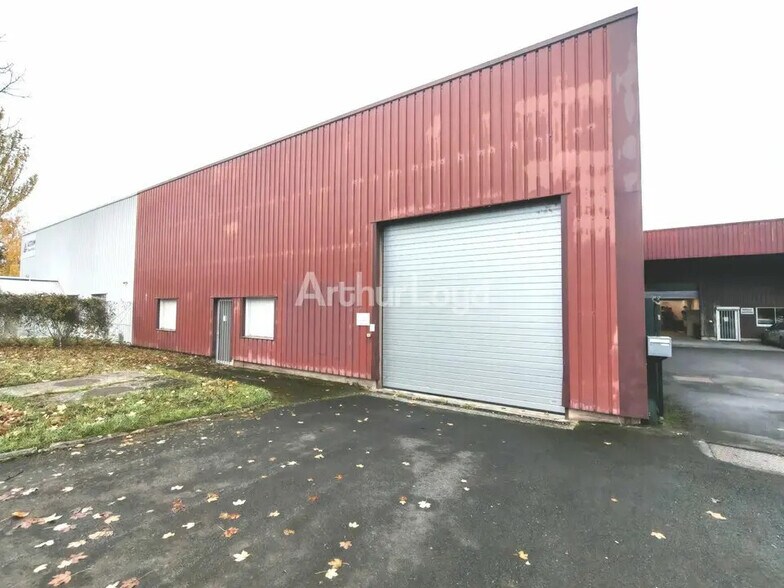 Flex in Reims for lease - Building Photo - Image 2 of 7