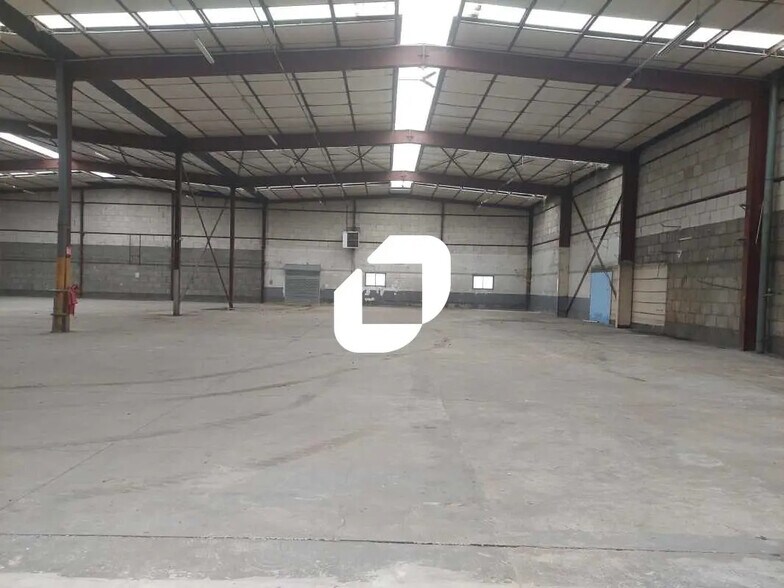 Bureau dans Plaisir à louer - Photo intérieure - Image 1 de 11