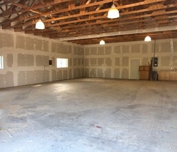 12345 Pauls Valley Rd, Austin, TX for lease Interior Photo- Image 1 of 4