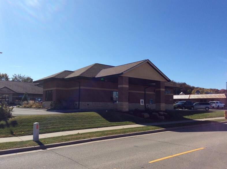 3151 S Service Dr, Red Wing, MN for lease - Building Photo - Image 3 of 25