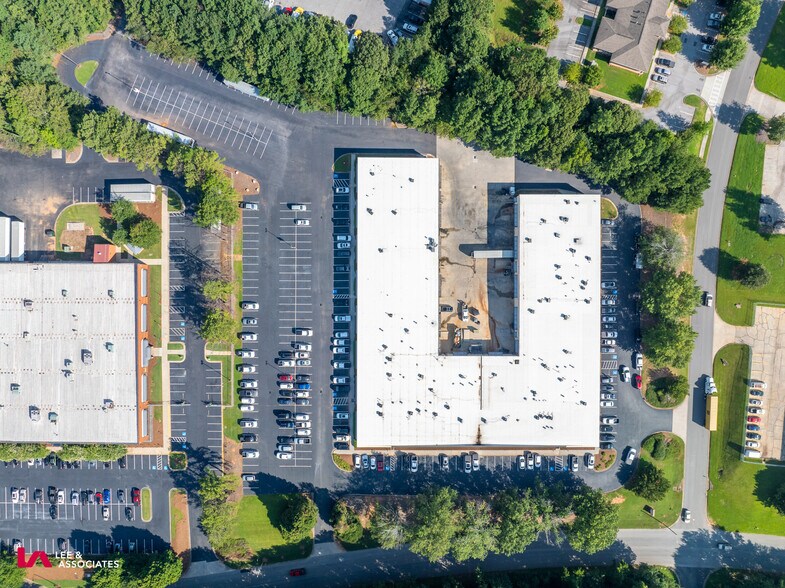 5240 Panola Industrial Blvd, Decatur, GA à louer - Photo du bâtiment - Image 3 de 23