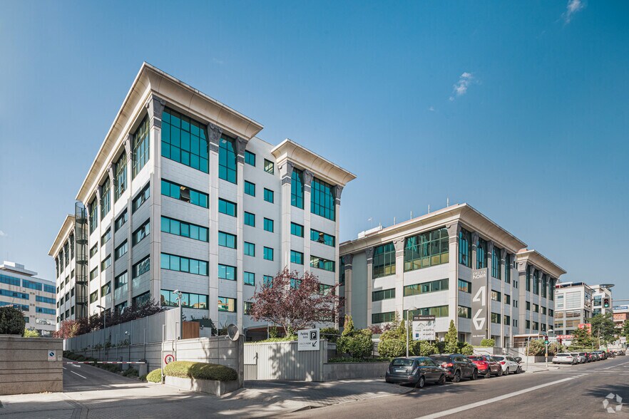 Avenida Manoteras, 46 B, Madrid, Madrid à louer - Photo principale - Image 2 de 13