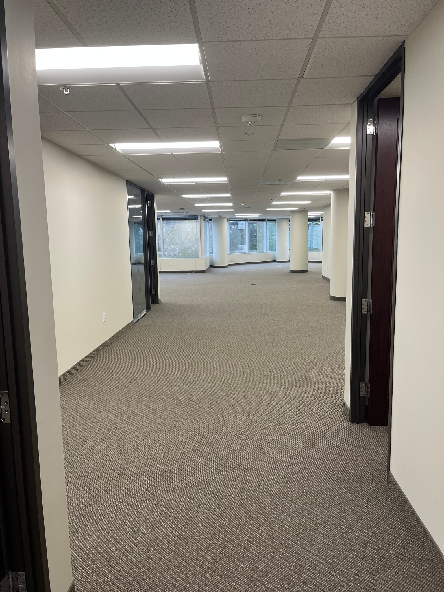14800 Landmark Blvd, Dallas, TX for lease Interior Photo- Image 1 of 6
