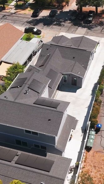 3419 Montrose Ave, La Crescenta, CA à vendre - Vidéo sur l’inscription commerciale - Image 2 de 29