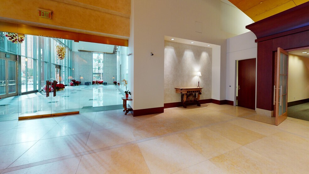 10877 Wilshire Blvd, Los Angeles, CA à louer - Photo intérieure - Image 3 de 10