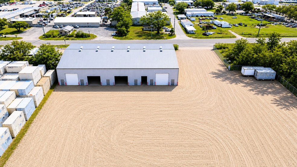 3002 E Main St, Lakeland, FL for lease - Primary Photo - Image 1 of 6