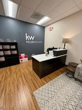 2925 River Rd S, Salem, OR for lease Building Photo- Image 1 of 27