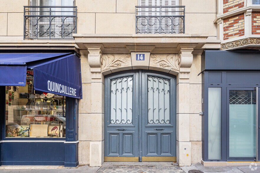 14 Rue Edmond Valentin, Paris à louer - Photo du bâtiment - Image 3 de 4