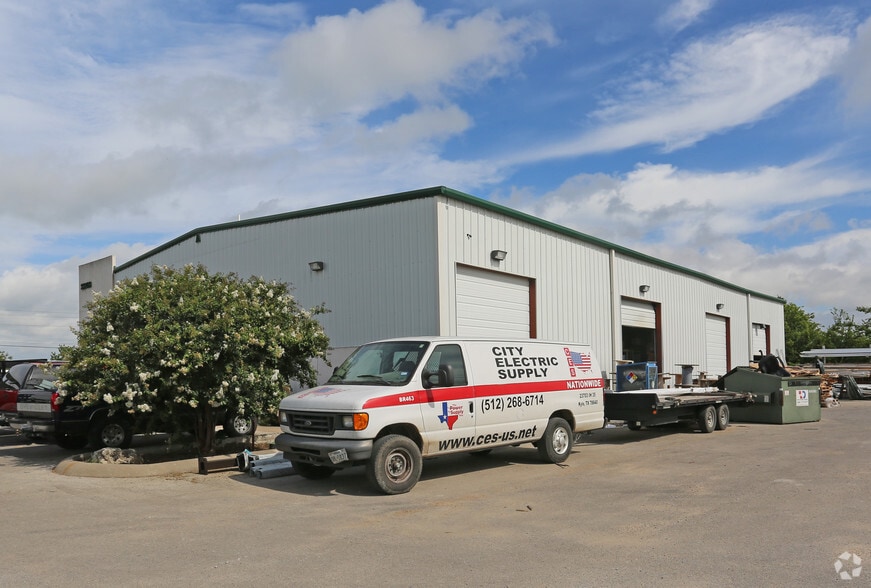 23703 N IH 35, Kyle, TX for lease - Building Photo - Image 3 of 3