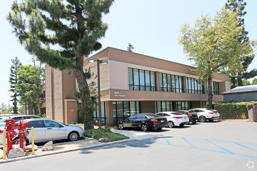 180 E Main St, Tustin, CA for lease - Building Photo - Image 1 of 5