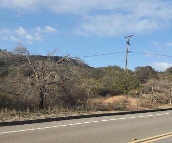 31318 Old Hwy 395, Bonsall, CA for lease - Building Photo - Image 3 of 3