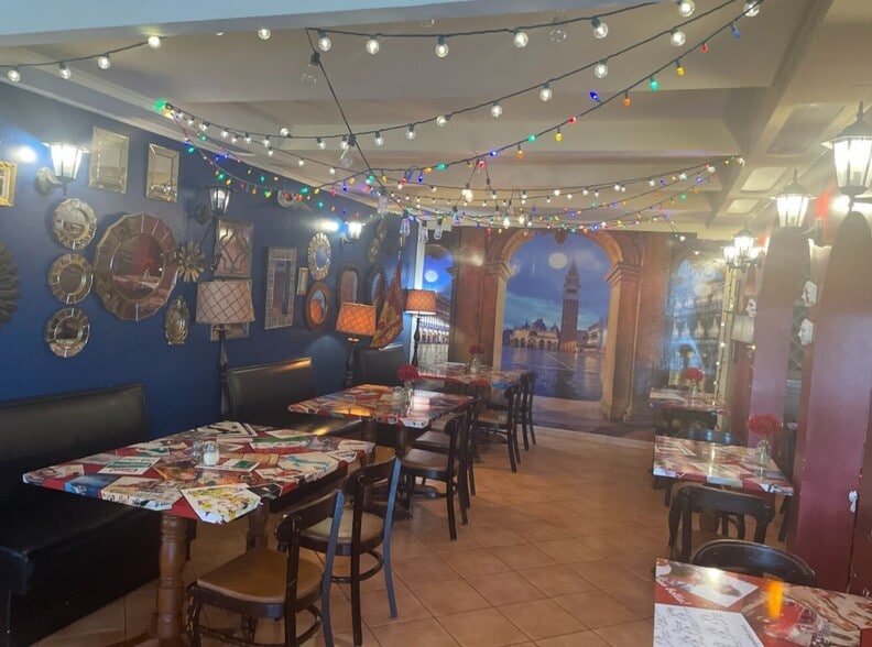 11505 S Memorial Pky, Huntsville, AL à louer - Photo intérieure - Image 3 de 23