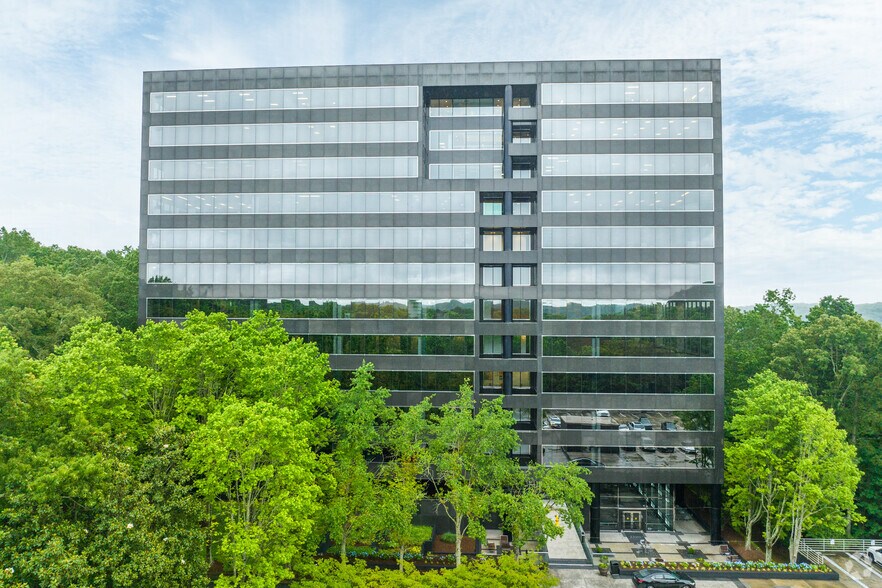 2100 Riveredge Pky NW, Atlanta, GA à louer - Photo du bâtiment - Image 2 de 4