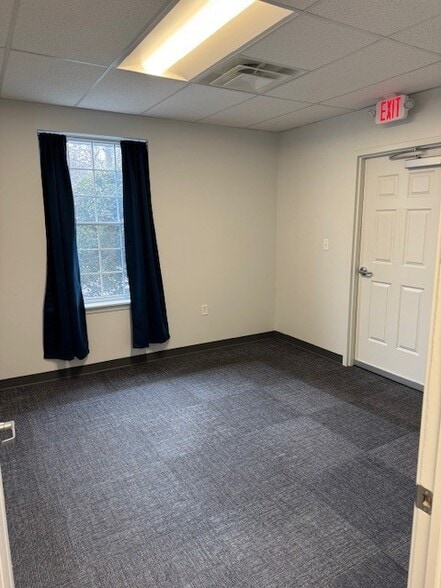 229-231 N Main St, Smyrna, DE for lease - Interior Photo - Image 2 of 8