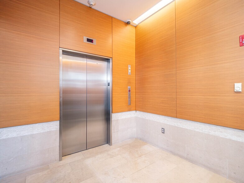 402 E 67th St, New York, NY à louer - Photo intérieure - Image 3 de 23