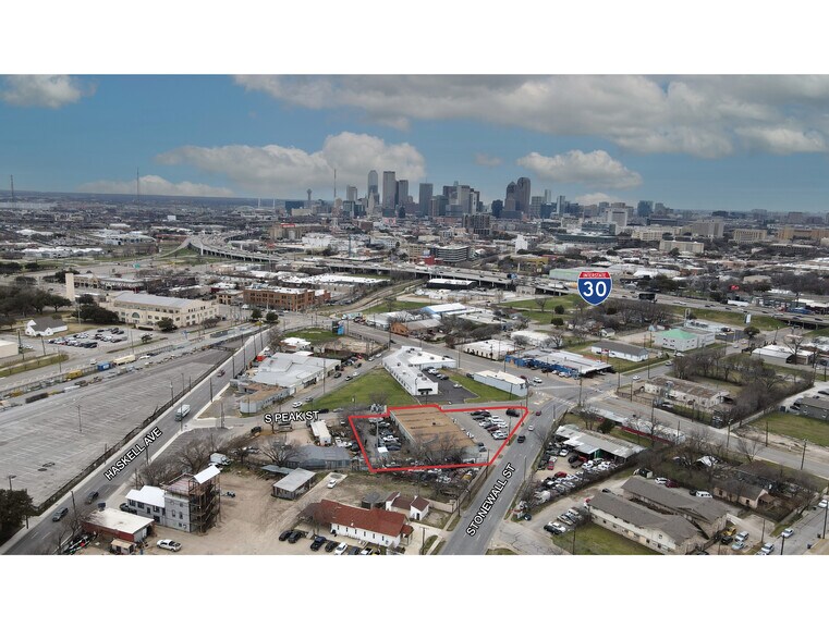 902-924 S Peak St, Dallas, TX à vendre - Photo du bâtiment - Image 2 de 5