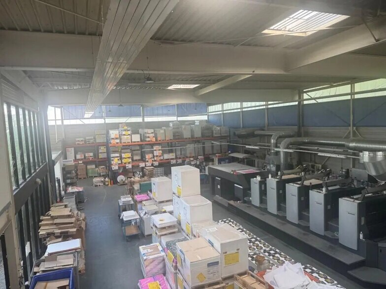 Local d'activités dans Champigny-sur-Marne à vendre - Photo intérieure - Image 1 de 7