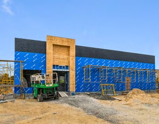 More details for 5151 Sunrise Hwy, Bohemia, NY - Retail for Sale