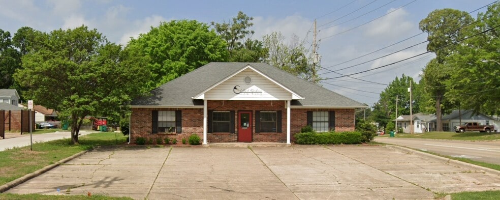 2501 Summerhill Rd, Texarkana, TX à louer - Photo principale - Image 1 de 10