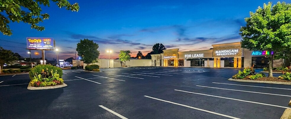 1203 Memorial Blvd, Murfreesboro, TN à louer - Photo du bâtiment - Image 3 de 8