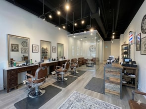 2675-2699 Kingsway, Vancouver, BC à louer Photo intérieure- Image 2 de 6