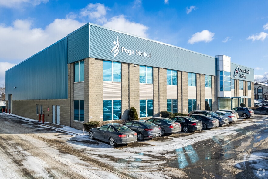 1101-1111 Chomedey Hwy 13, Laval, QC à louer - Photo du bâtiment - Image 2 de 4