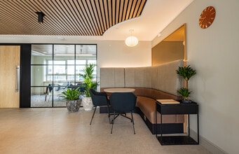 Station Bridge, Harrogate for lease Building Photo- Image 2 of 6