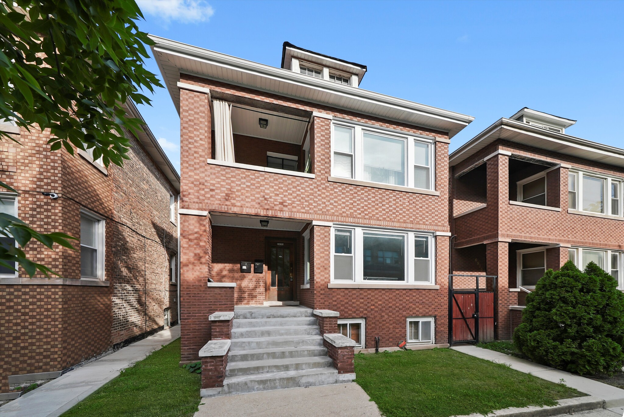 6933 S Washtenaw Ave, Chicago, IL for sale Building Photo- Image 1 of 39
