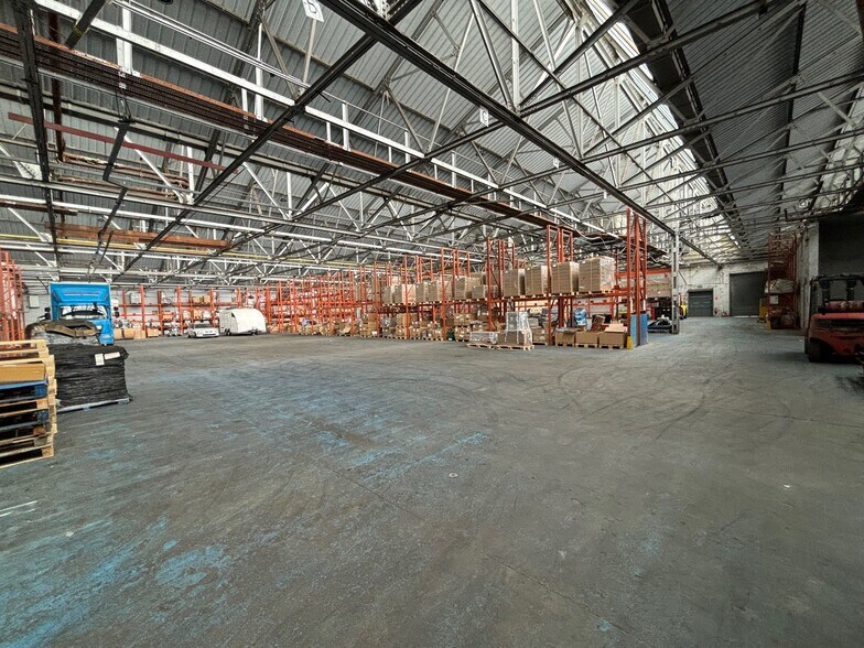 2-4 Edison St, Glasgow à louer - Photo du bâtiment - Image 2 de 14