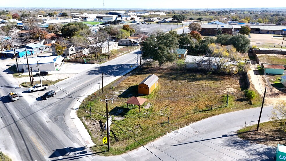 Lot 7 & 15 Somerset Rd, Somerset, TX for sale - Aerial - Image 2 of 8