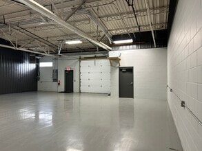 7878 Gull Rd, Richland, MI à louer Photo intérieure- Image 2 de 6