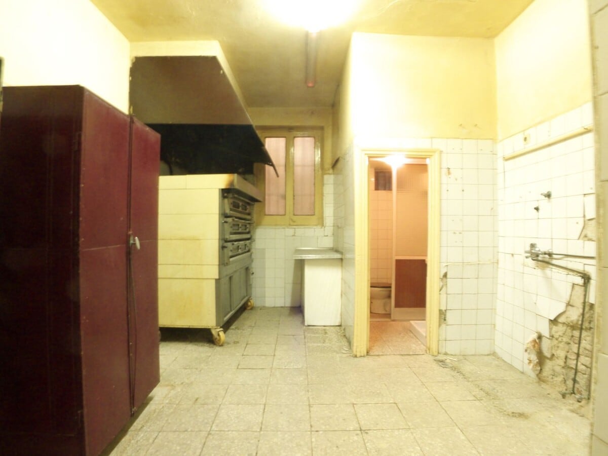 Madrid, MAD 28045 -  -  - Interior Photo - Image 1 of 4