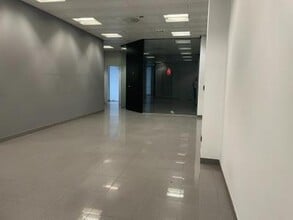 Office/Retail in Segovia, Segovia for lease Interior Photo- Image 2 of 22