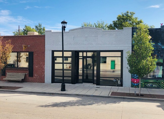 Plus de détails pour 1832 S Broadway, Denver, CO - Commerce de détail à louer