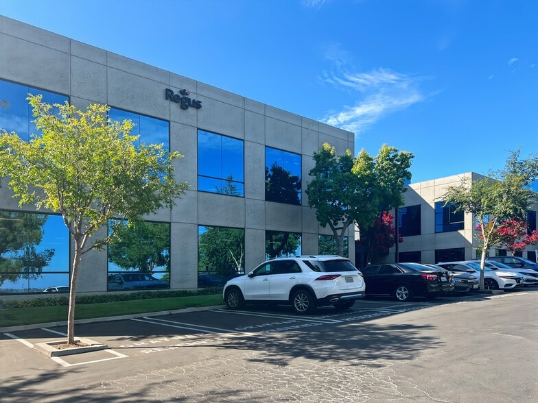 1370 Valley Vista Dr, Diamond Bar, CA for lease - Building Photo - Image 3 of 14