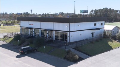 15102 Interstate 45, Conroe, TX à vendre - Photo du bâtiment - Image 1 de 15