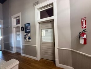 200 W Main St, Ardmore, OK à louer Photo intérieure- Image 1 de 4