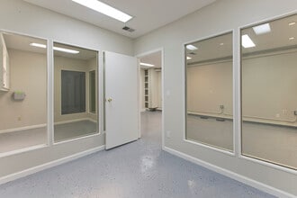 1434 15th St, San Francisco, CA for lease Interior Photo- Image 2 of 20
